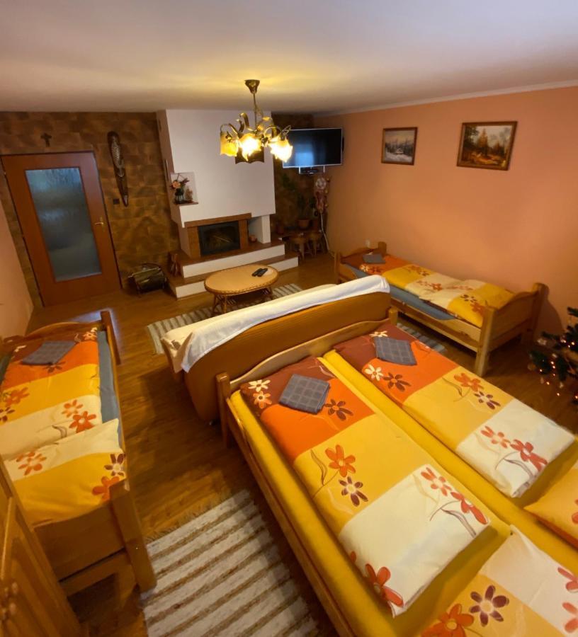 Hotel Privát u Zdenky Tvrdosin Exterior foto