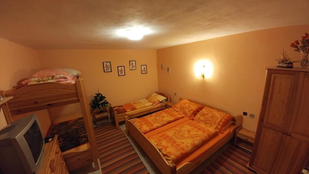Hotel Privát u Zdenky Tvrdosin Exterior foto