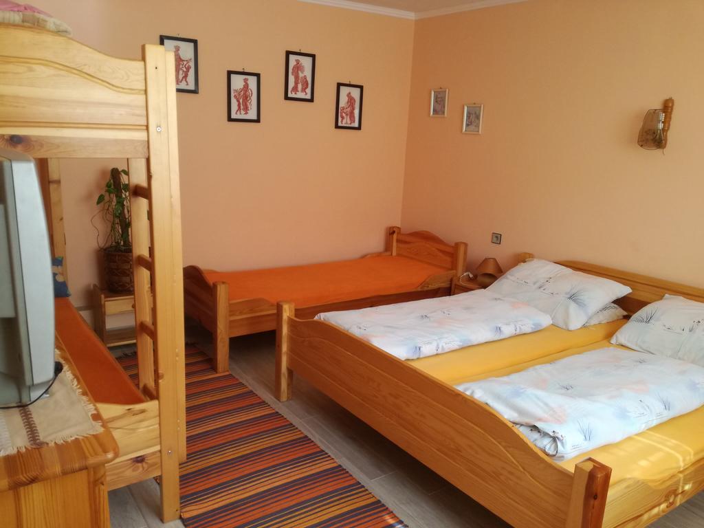 Hotel Privát u Zdenky Tvrdosin Exterior foto